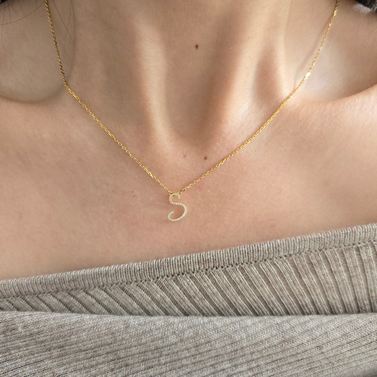 18ct Yellow Gold Natural Diamond Initial S