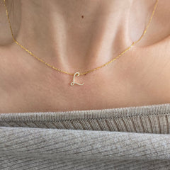 18ct Yellow Gold Natural Diamond Initial L