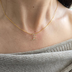 18ct Yellow Gold Natural Diamond Initial E