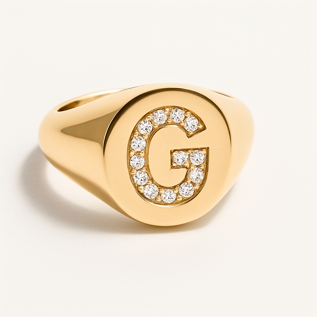 "G" 9ct yellow gold diamond set initial G signet ring